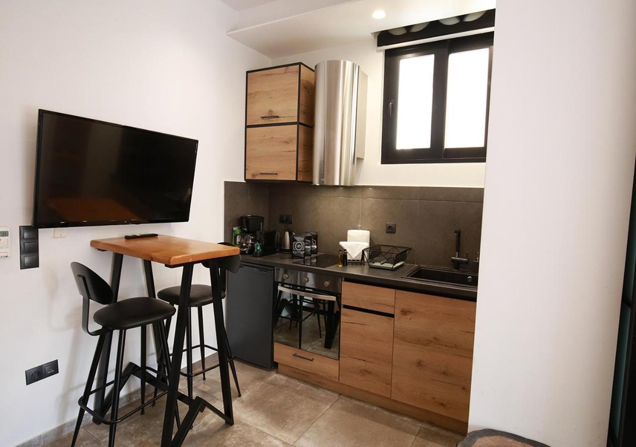 Emily In Athens - Central Design Awarded Flat Syntagma E3 Exterior foto